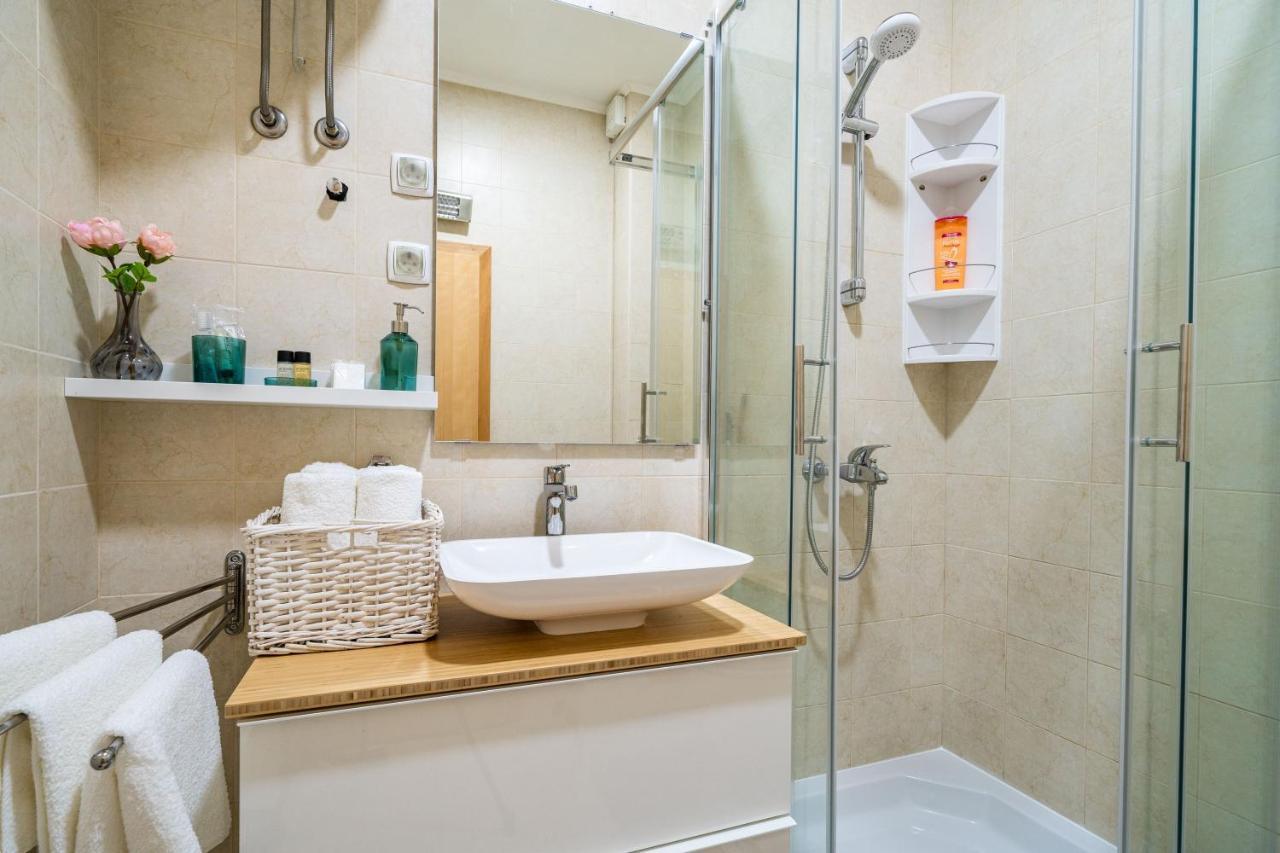 Larissa Apartman